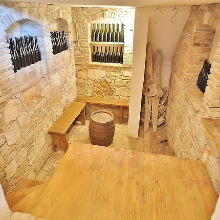 Istrian Holiday 177 度假居 *